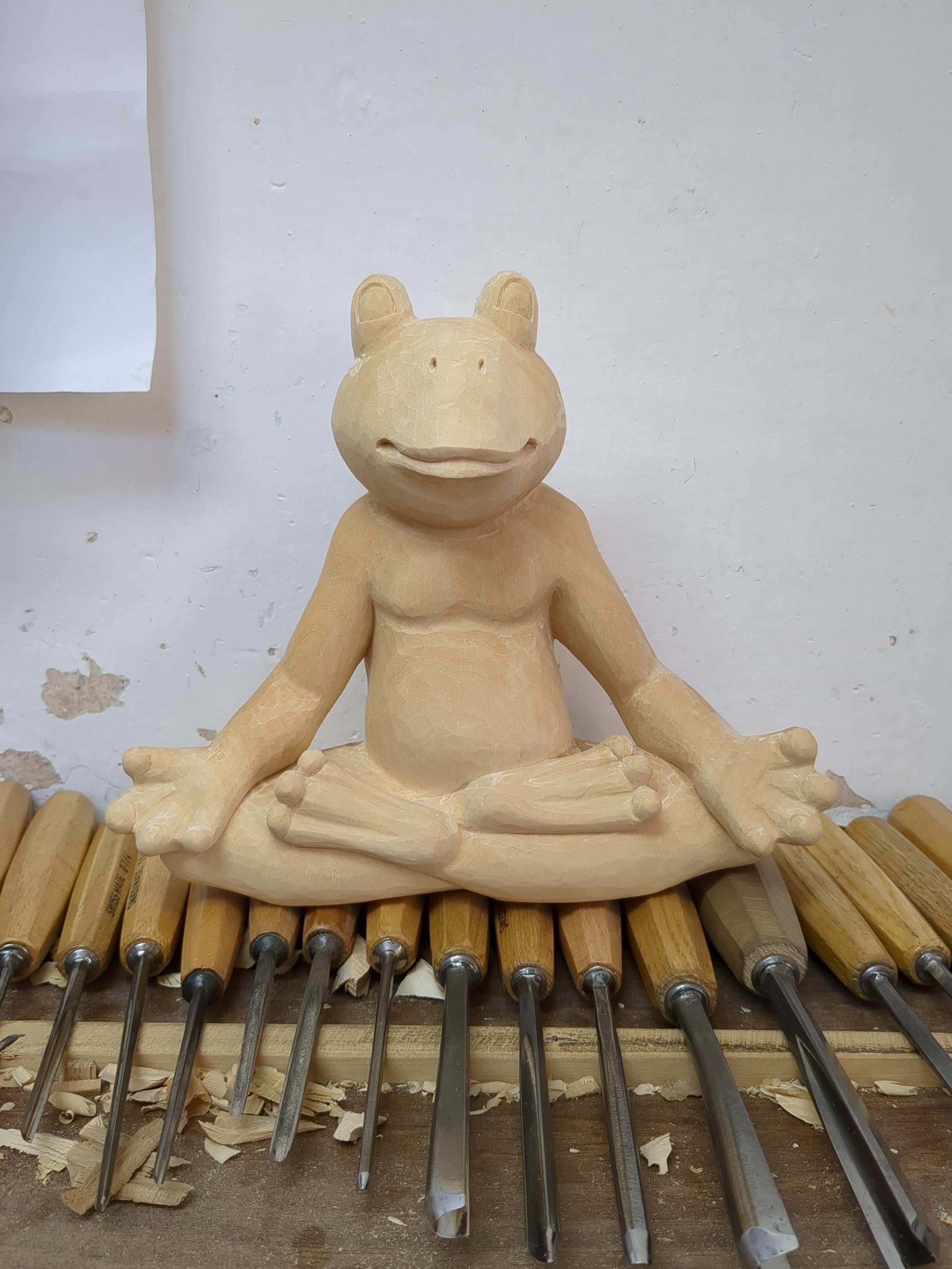 Yoga Frosch, Rohling zum Schnitzen in 20 cm 