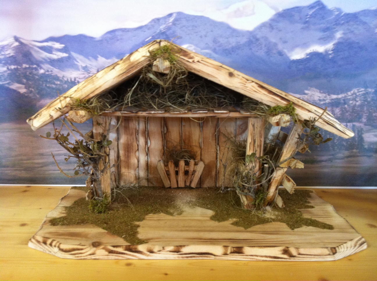 Krippenstallbausatz aus Holz