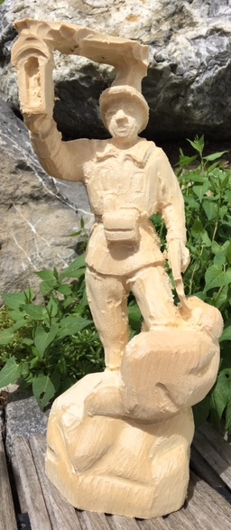 erzgebirgischer Bergmann mit Grubenlampe, Holzrohling zum Schnitzen 30 cm