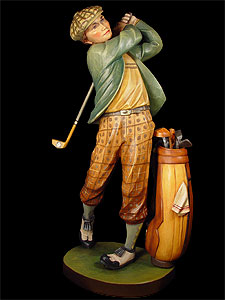 Golfer, aus Holz geschnitzt
