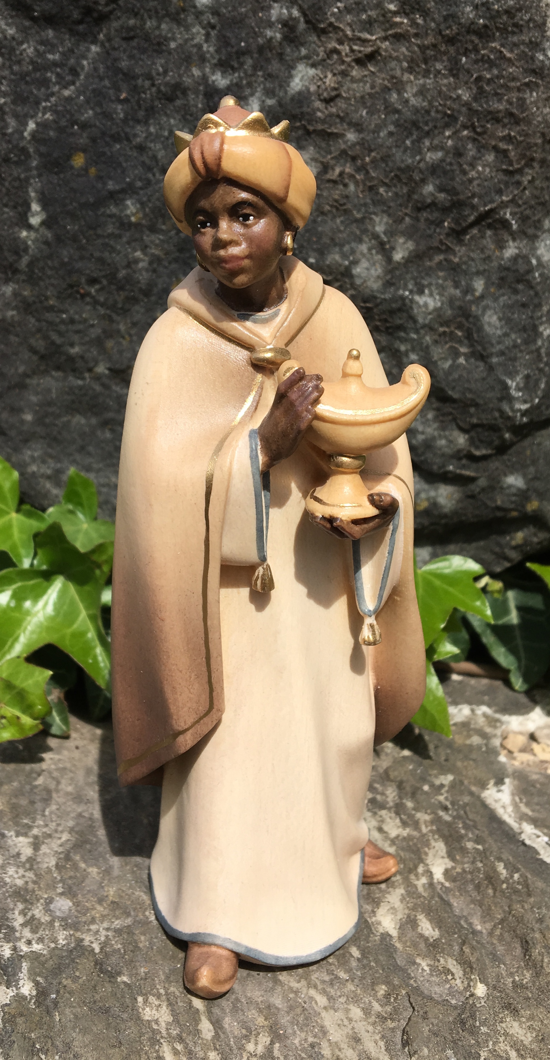 Licht Krippe, König stehend schwarz, 12 cm