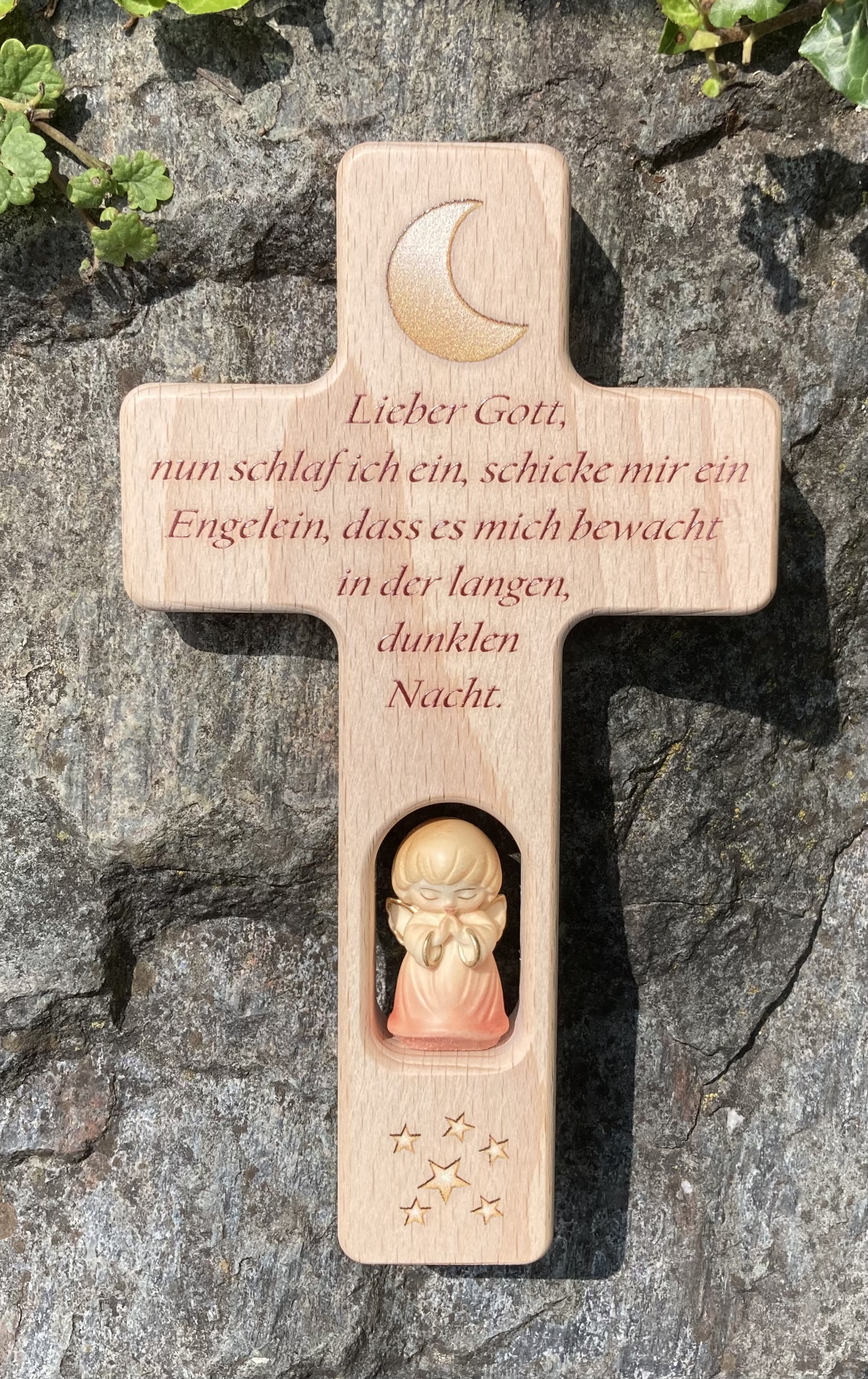 Kinderkreuz aus Holz mit Engel und Spruch