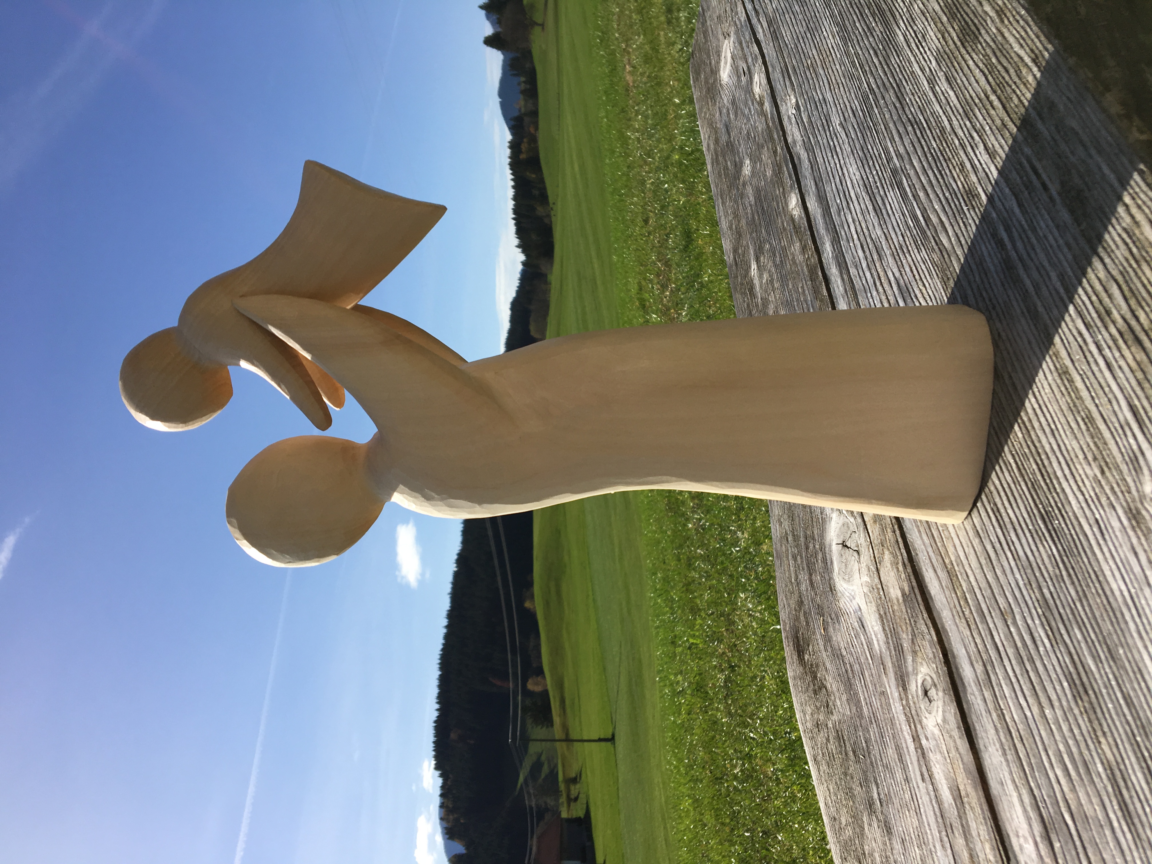 Mutterglück, moderne Skulptur, 2-teilig, aus Holz geschnitzt