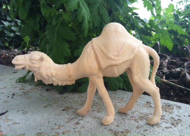 Allgäu Krippe 10 cm feingefräst: Kamel stehend