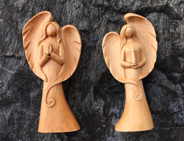Mediationsengel 46 cm, modern, aus Holz geschnitzt
